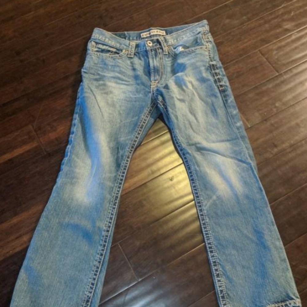 Express Kingston 33x30